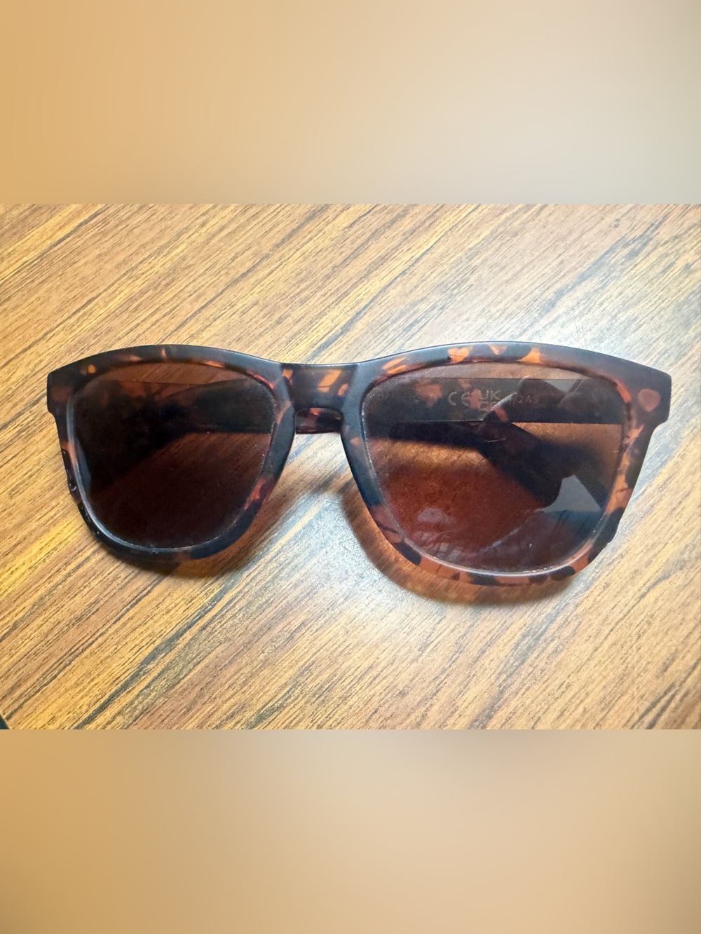 Goodr Tortoiseshell Bosleys basset hound dreams Sunglasses